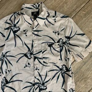 H&M tropical floral pattern shirt 100% cotton GUC